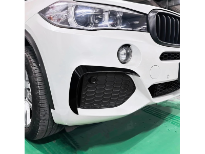 Накладки переднего бампера BMW X5 F15 M Sport черный глянец