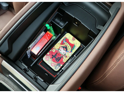 Коробка органайзер центральной консоли BMW X5 G05