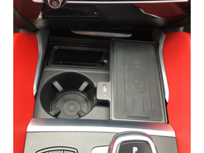 Беспроводная автомобильная зарядка для BMW X5 F15