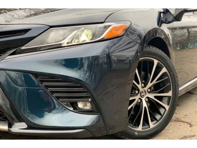 Противотуманные фары с рамками Toyota Camry 70 USA SE / XSE LED